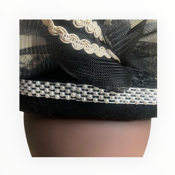 Women 100% Wool Black Felt Hat With Veil. Sz OS main image 8